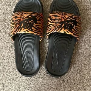 Nike slides